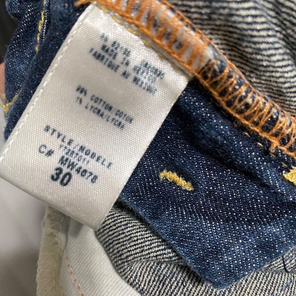 Guess “stretch” denim blue jean shorts - Picture 8 of 8
